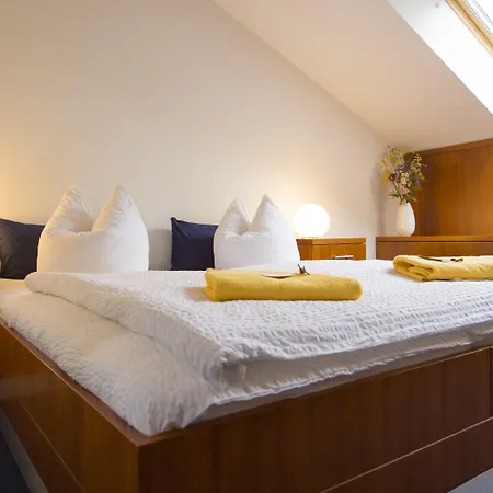 Freiraum בית הארחה